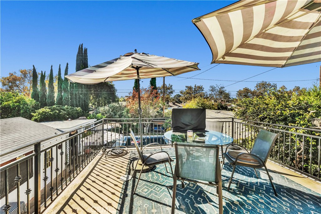 329 S Virginia Avenue