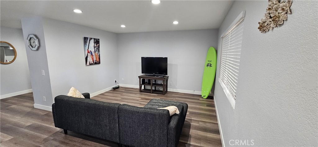 4817 E Ocean Boulevard