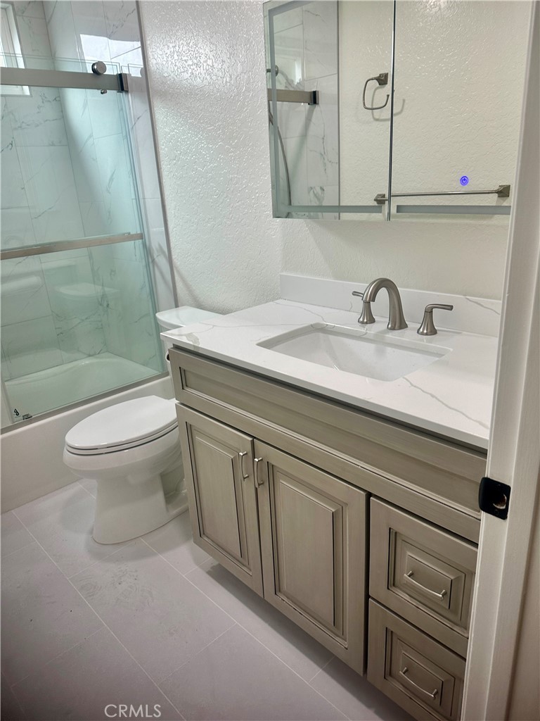 7451 E Calle Granada