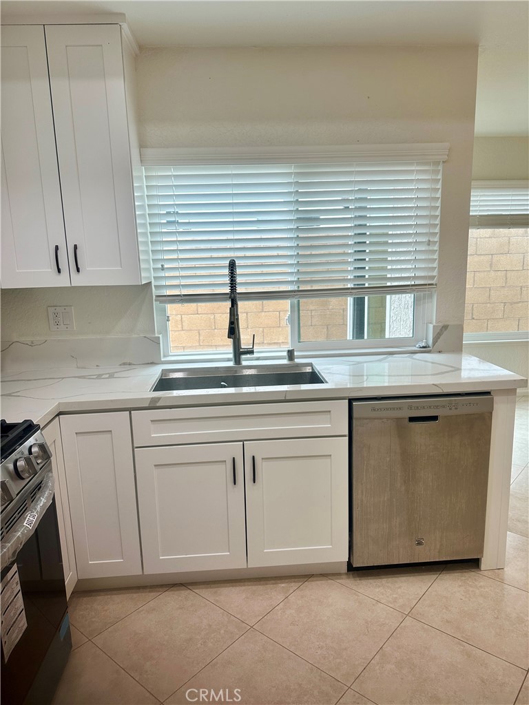 7451 E Calle Granada