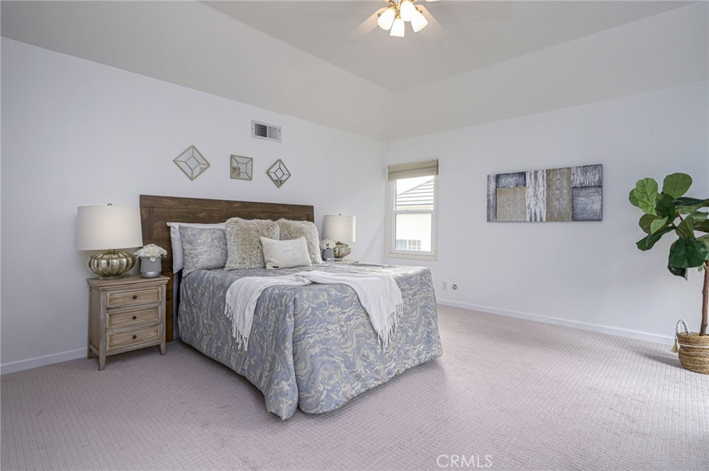 4373 SMOKETREE Avenue