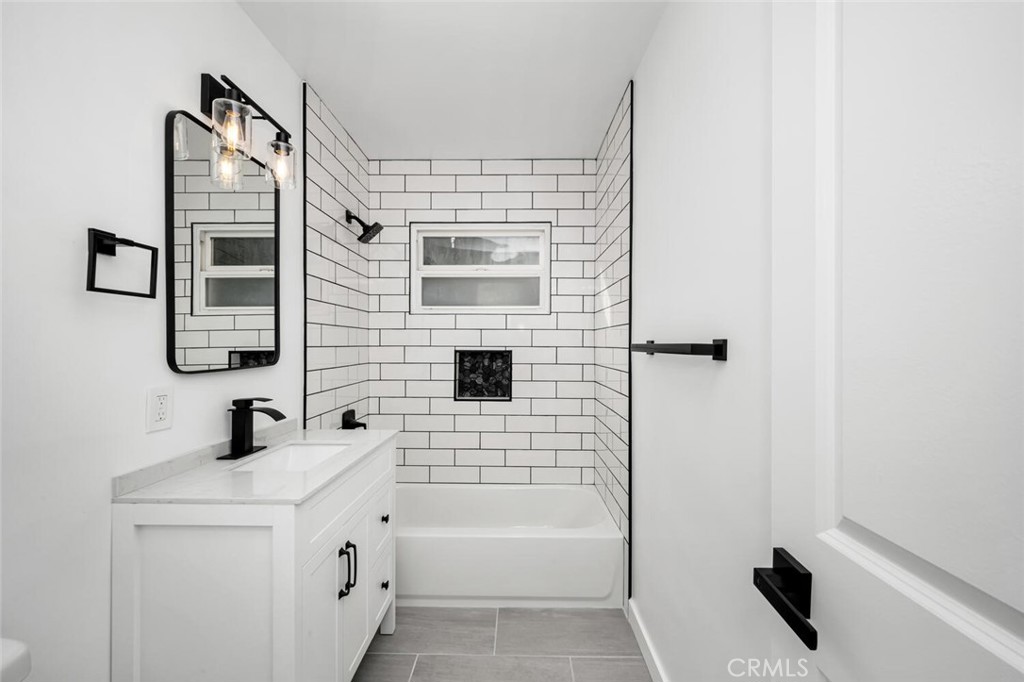 11419 Belcher Street