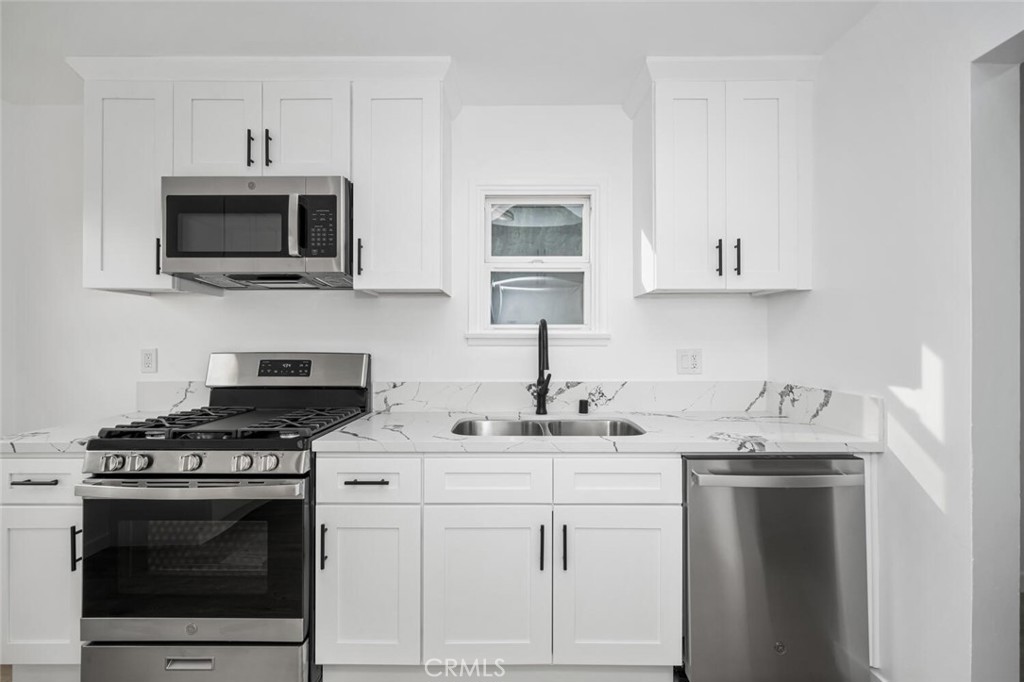 11419 Belcher Street