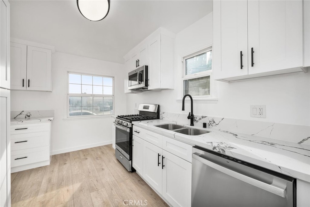 11419 Belcher Street