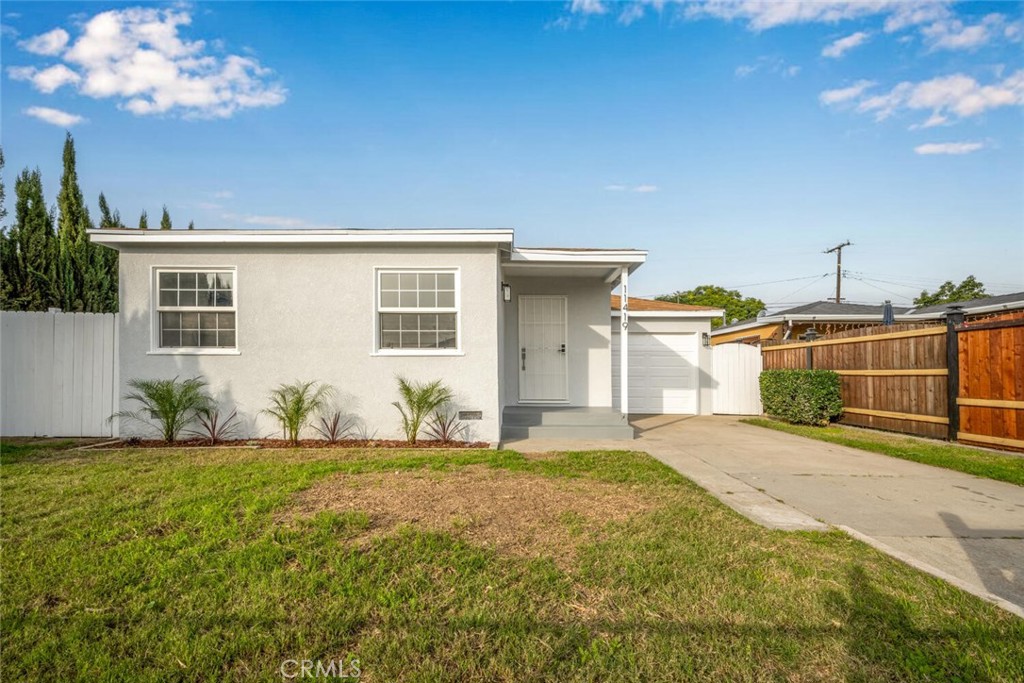 11419 Belcher Street