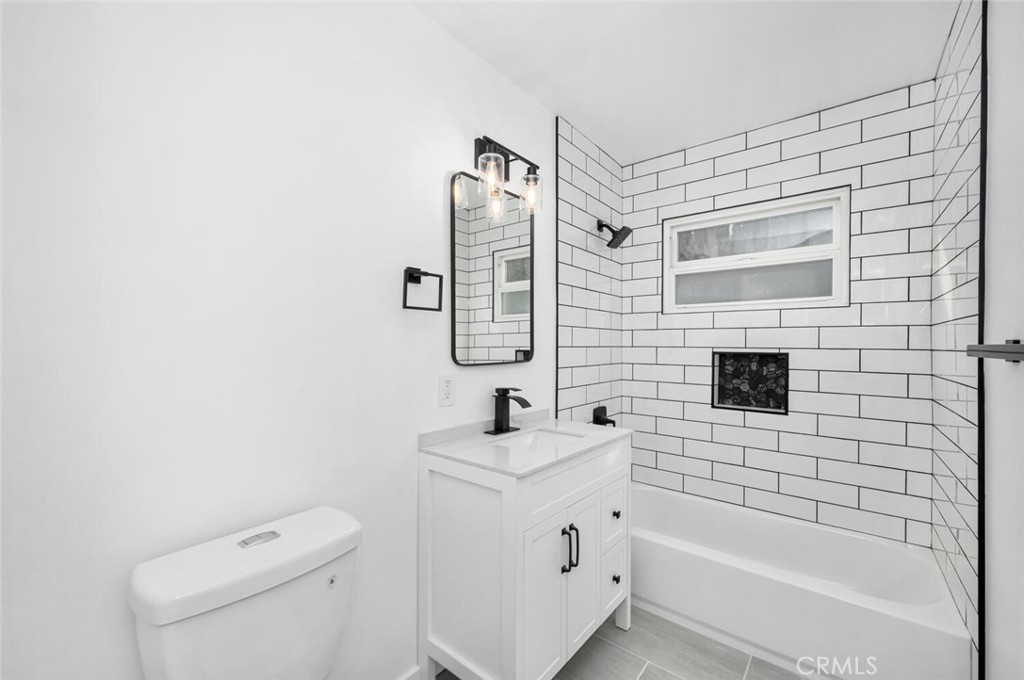 11419 Belcher Street