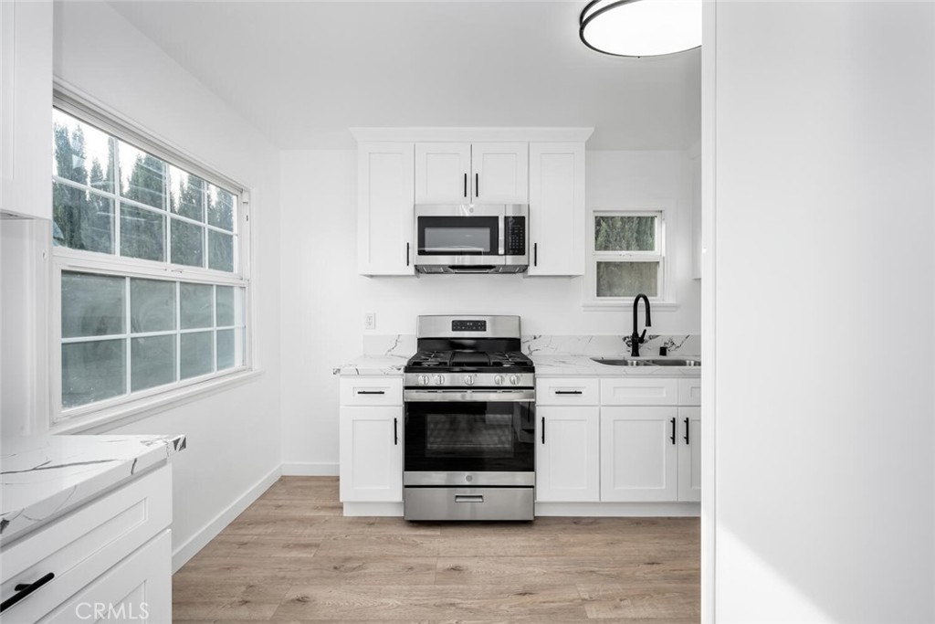 11419 Belcher Street