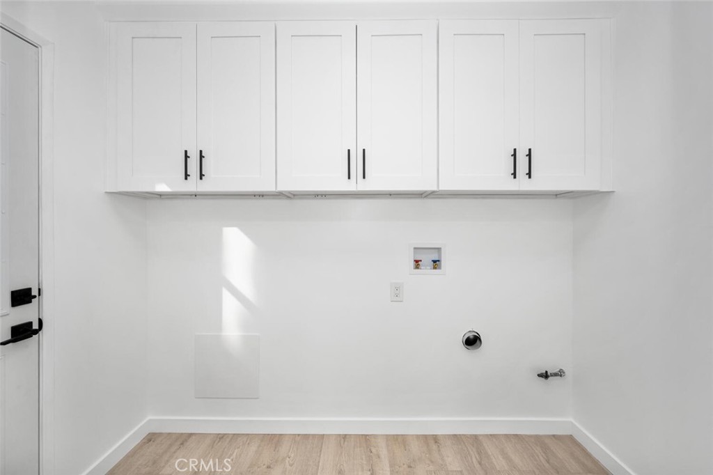 11419 Belcher Street