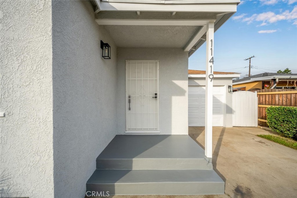 11419 Belcher Street