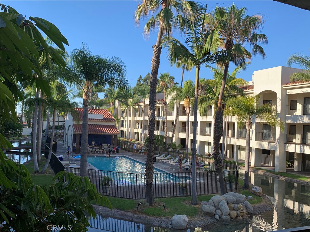 11620 Warner Avenue 524