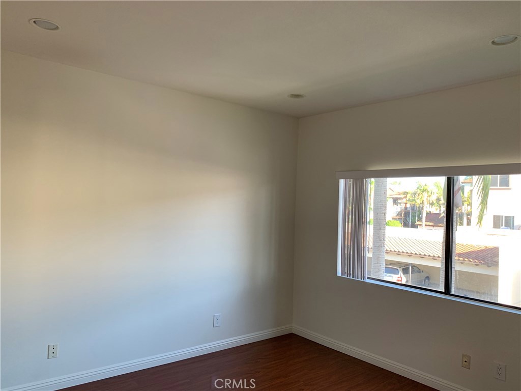 11620 Warner Avenue 524