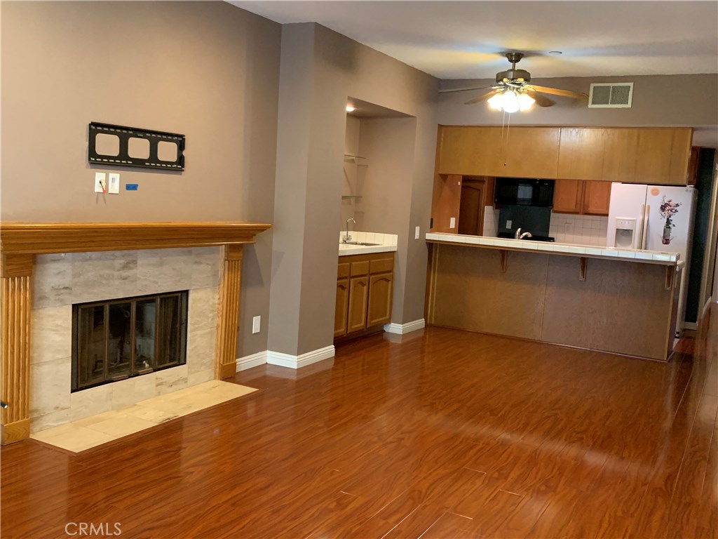 11620 Warner Avenue 524