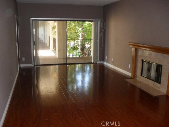 11620 Warner Avenue 524