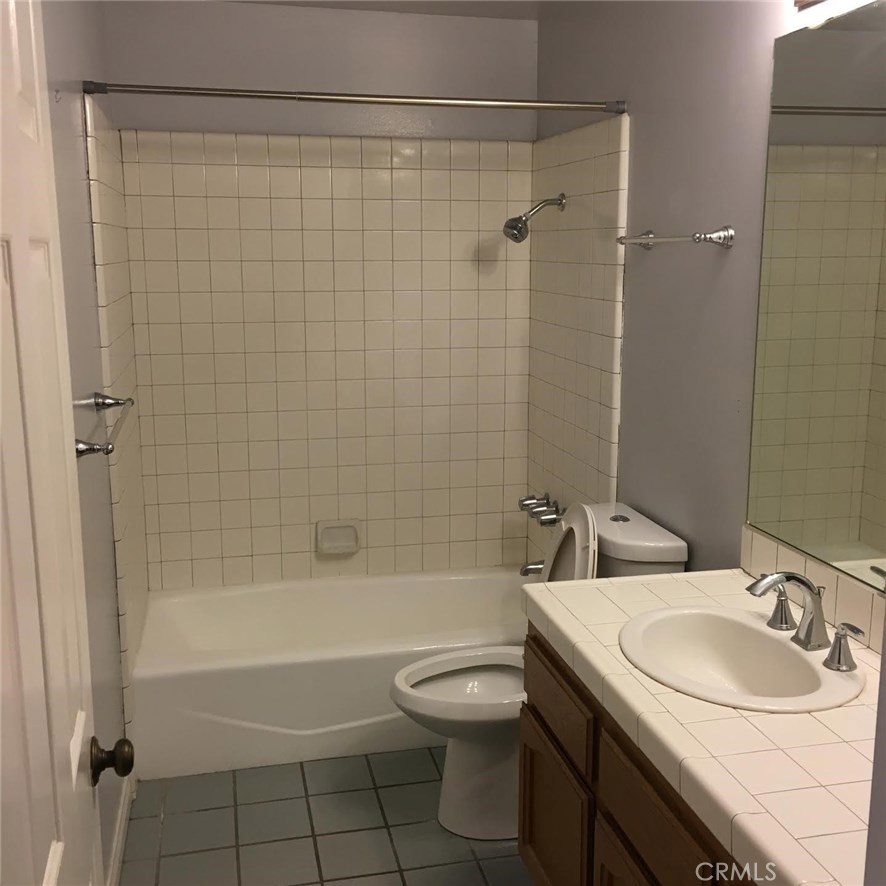 11620 Warner Avenue 524