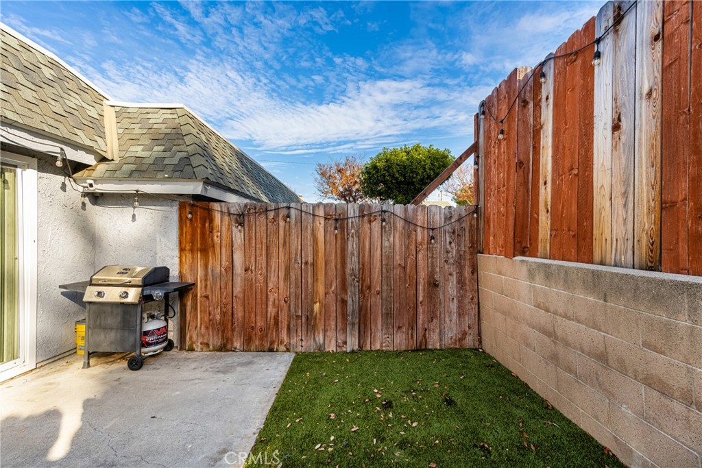 123 N Kodiak Street C