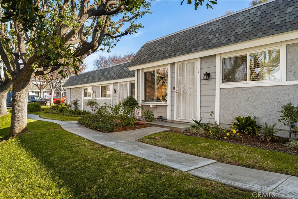 123 N Kodiak Street C