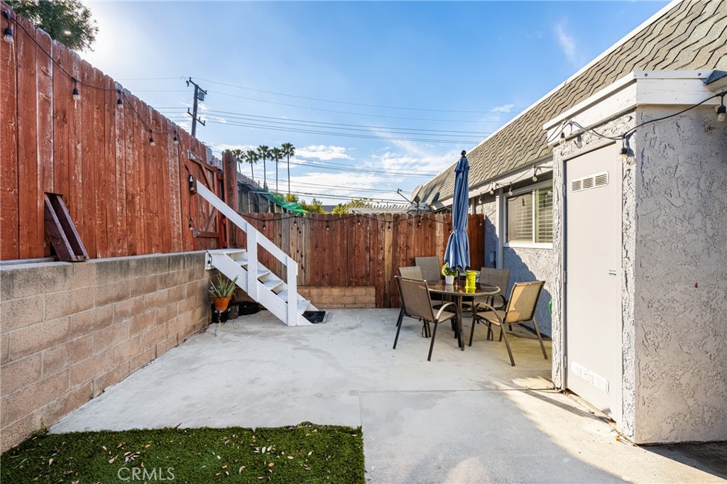 123 N Kodiak Street C