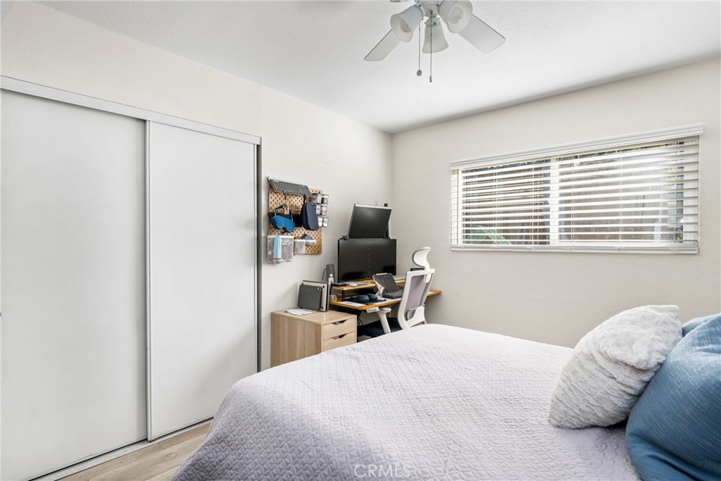 123 N Kodiak Street C