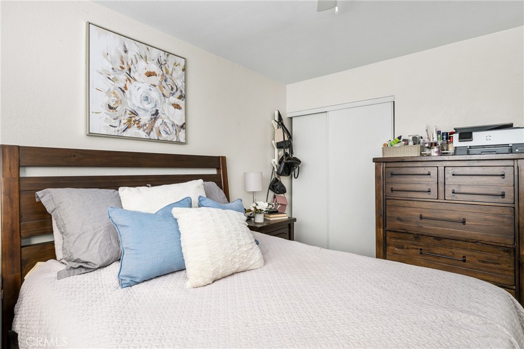 123 N Kodiak Street C