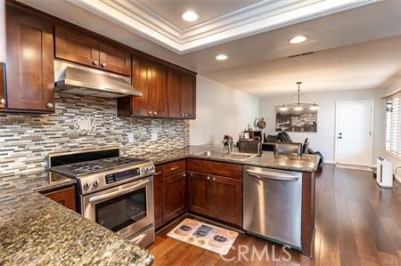 1020 Loma Vista Place