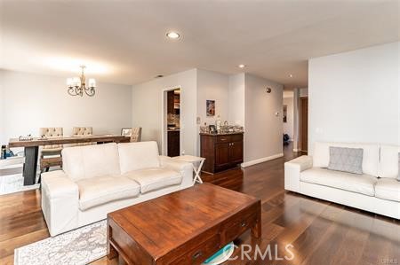 1020 Loma Vista Place