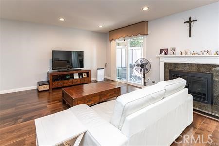 1020 Loma Vista Place