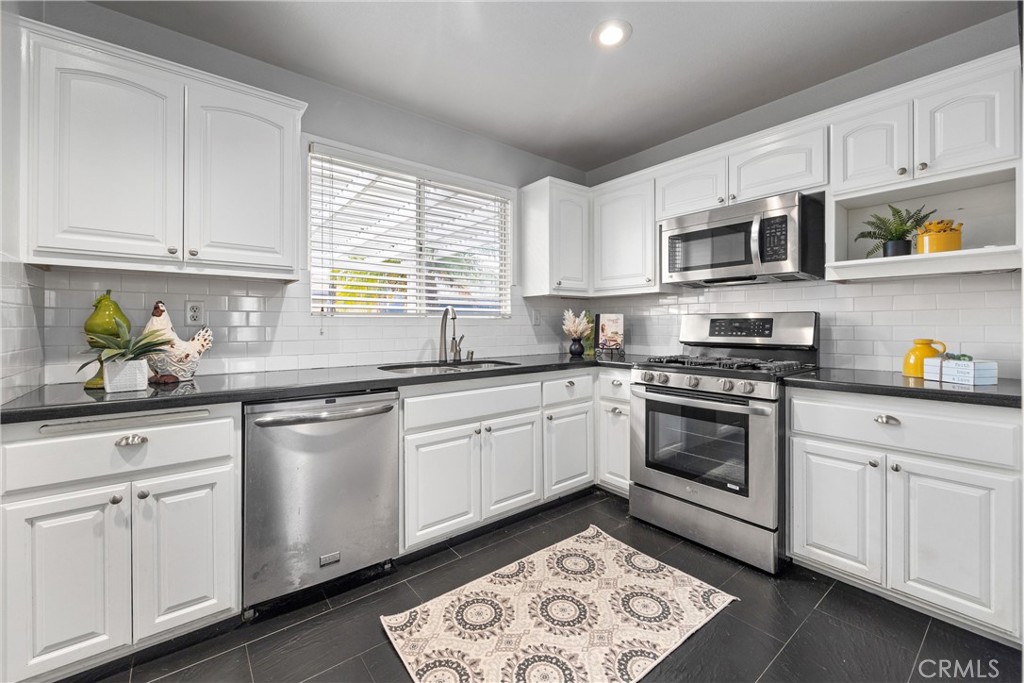 3833 Knoxville Avenue