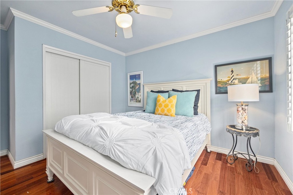 3833 Knoxville Avenue