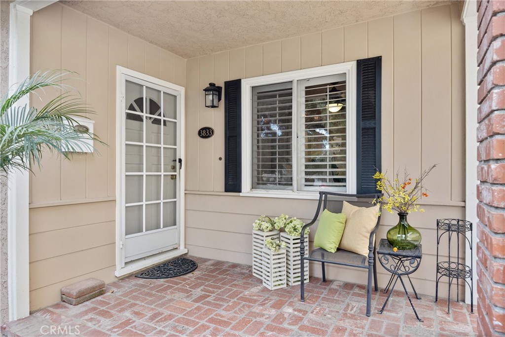 3833 Knoxville Avenue