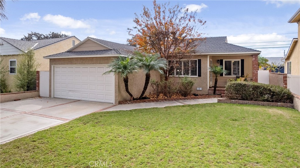 3833 Knoxville Avenue