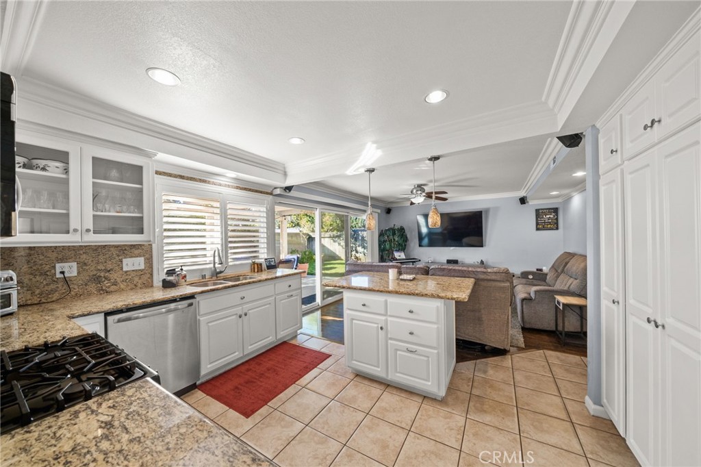 2530 East Elsiena Way