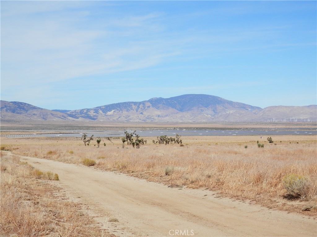 0 Corner Ave B2+ 240 St.W