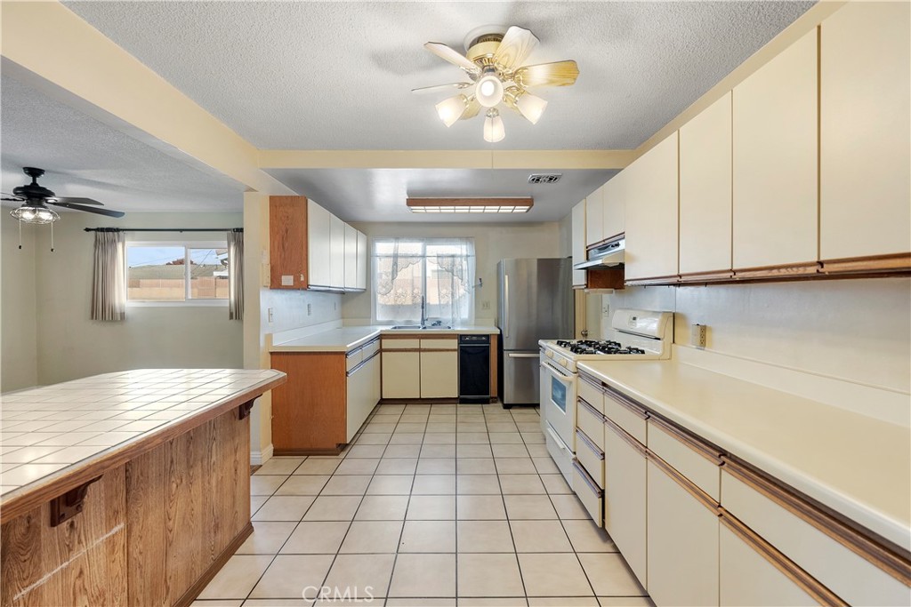 10261 Janice Lynn Street