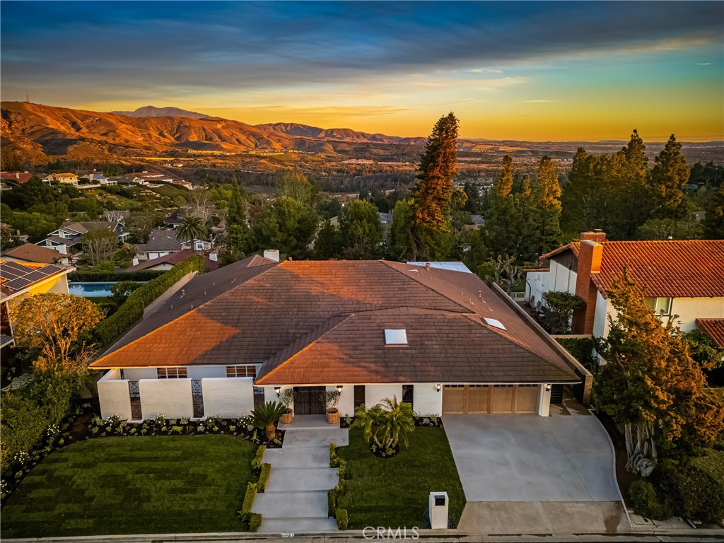 10952 Hunting Horn Drive