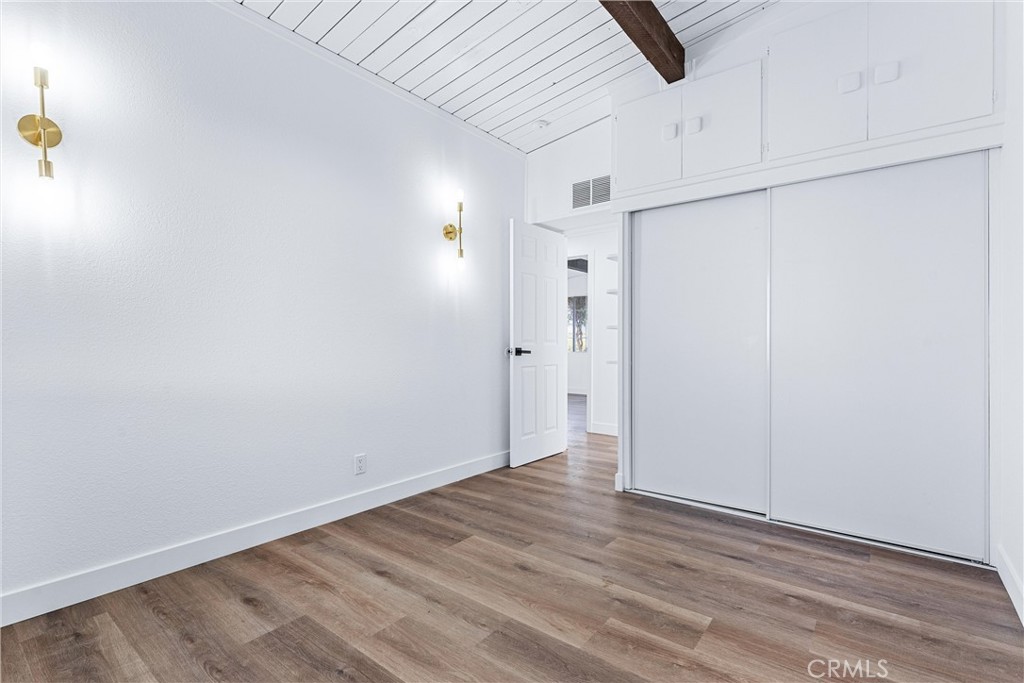 589 E Algrove Street