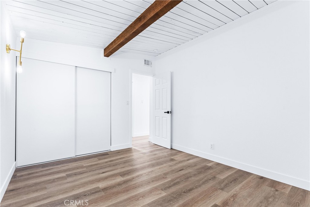 589 E Algrove Street