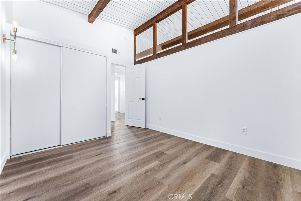 589 E Algrove Street