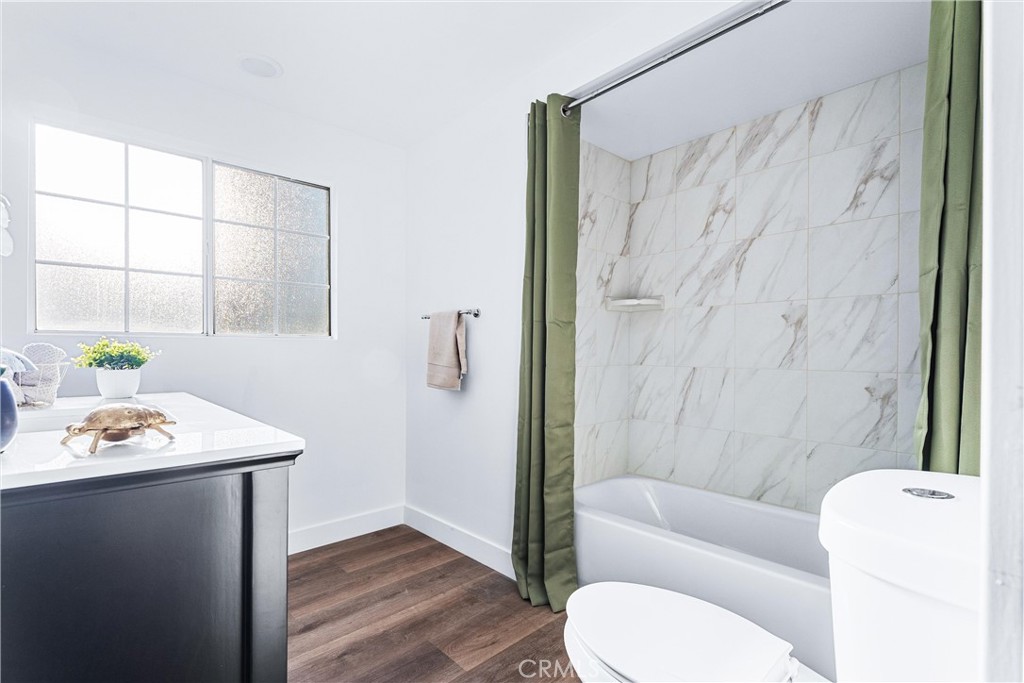 589 E Algrove Street