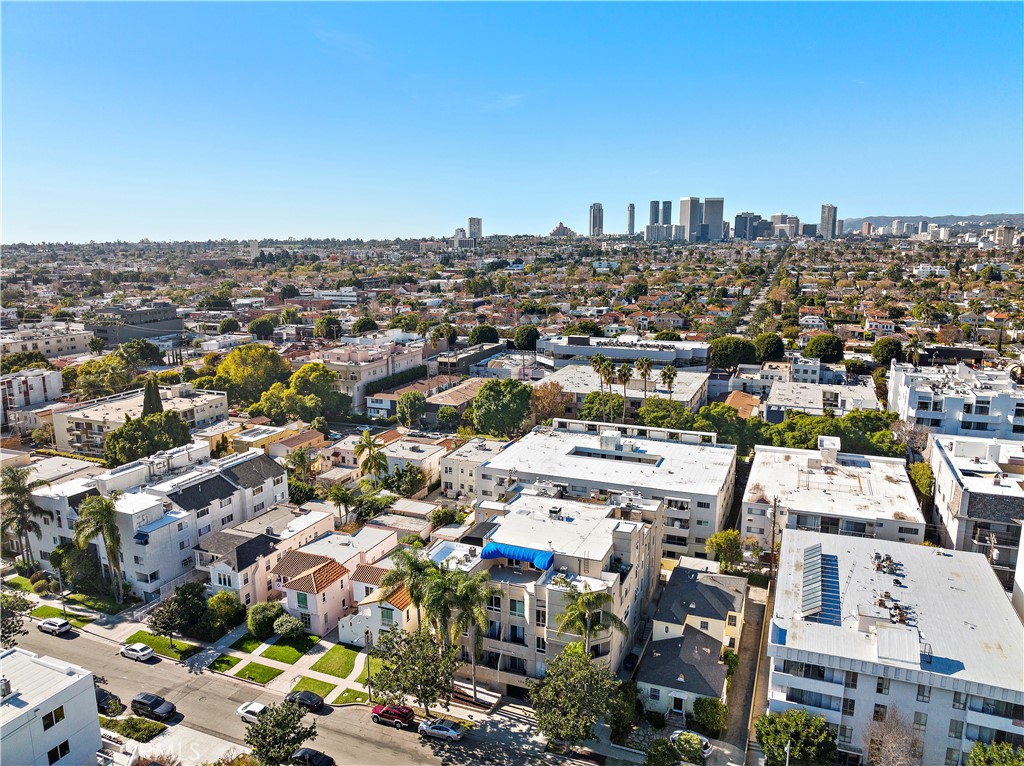 825 S Shenandoah Street 104