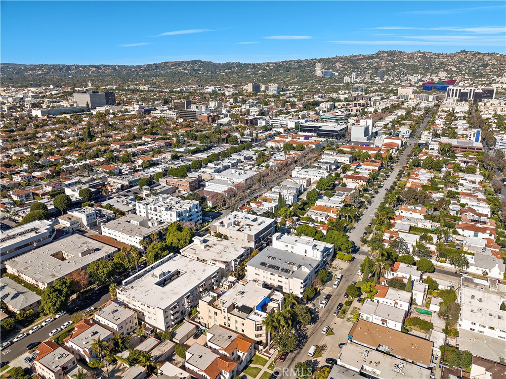 825 S Shenandoah Street 104