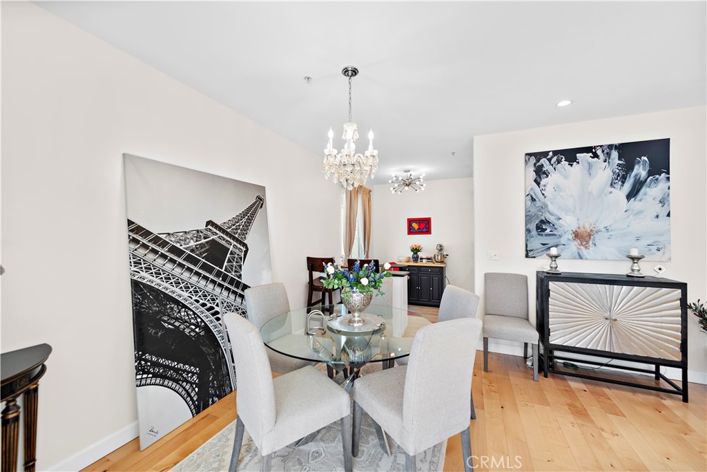 825 S Shenandoah Street 104