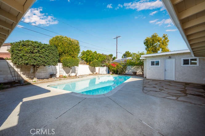 6727 E Pageantry Street