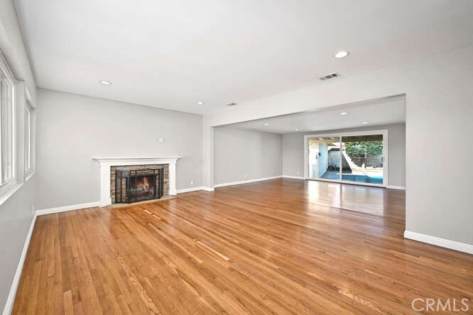 6727 E Pageantry Street