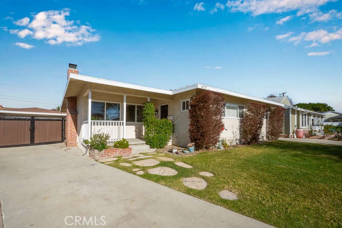 6727 E Pageantry Street