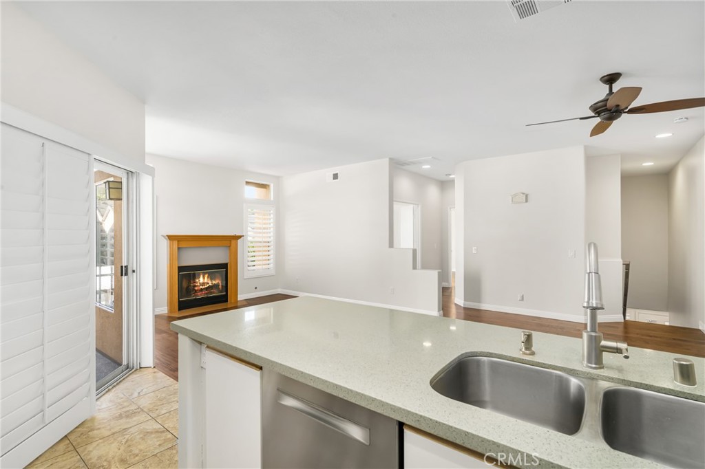 1014 S Country Glen Way