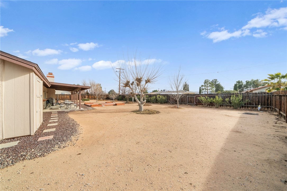 19823 Shoshonee Road