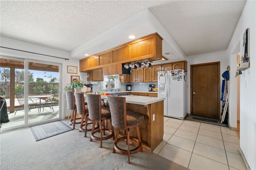 19823 Shoshonee Road