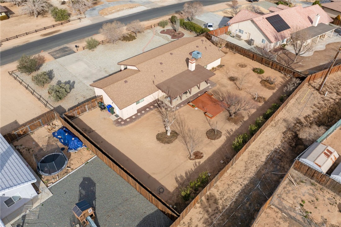 19823 Shoshonee Road