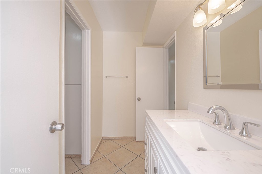 2845 S Fairview Street D