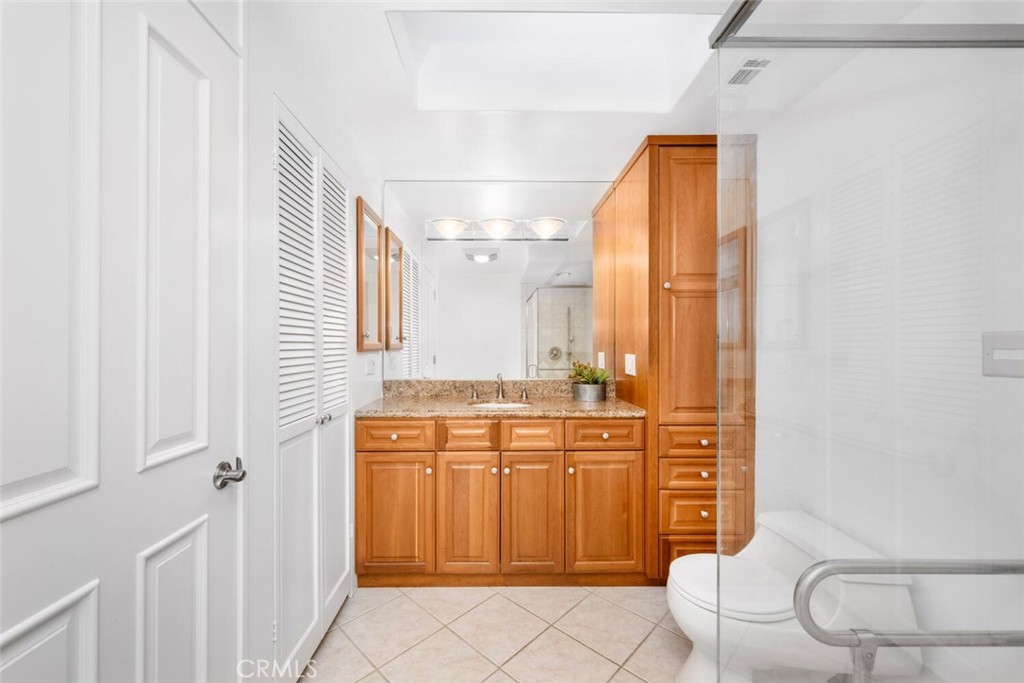 13500 121 L Wentworth Lane 121 L